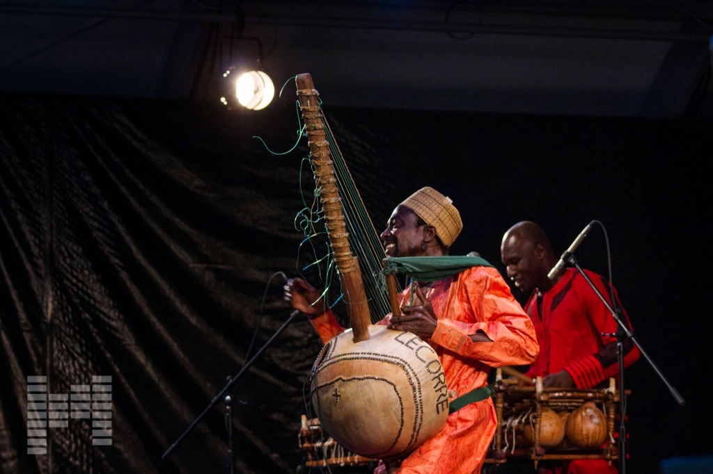 Griots Africanos: Protectores de la Paz